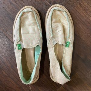 Sanuk Polka Dot Loafer Flat Shoes